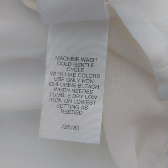 Bisou Bisou Off White Sheer Hidden Button Flowy Front Pockets Blouse Top Size XL - Picture 7 of 8